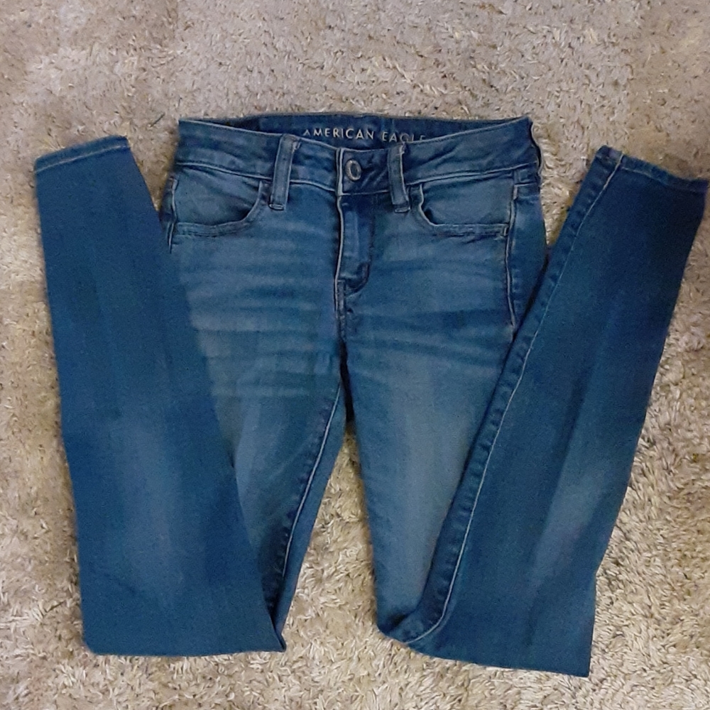 American Eagle Outfitters NE(X)T LEVEL STRETCH jegging blue jean size 00 EUC…